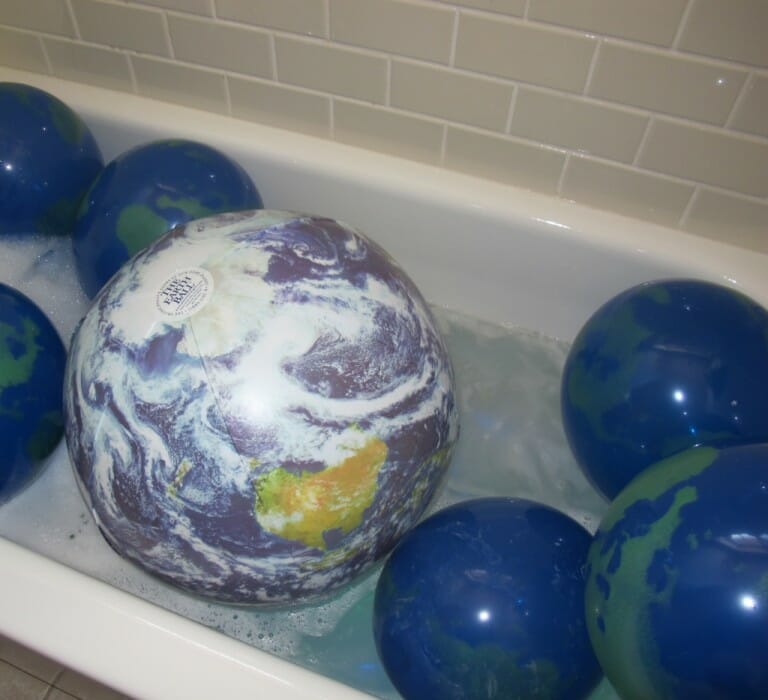 Earth Day Activity - Earth Day Themed Bath