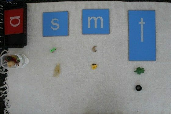 objects_sandpaper_letters_pres_1
