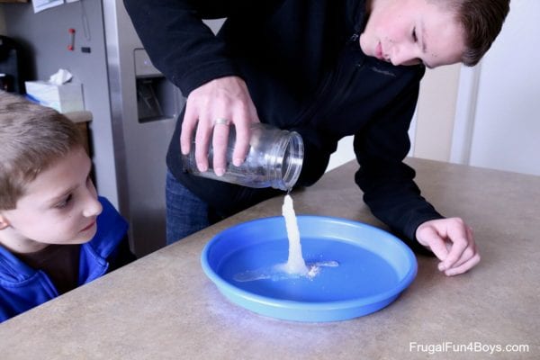 Baking Soda and Vinegar Experiment - Making Hot Ice