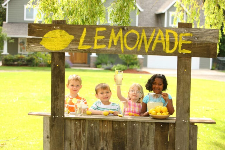 Kids running a lemonade stand