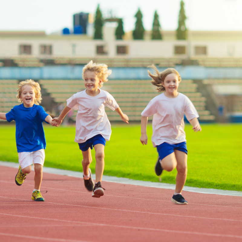 kids-running-on-a-track